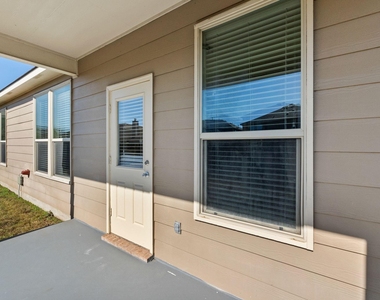 20017 Ploughshores Ln - Photo Thumbnail 34