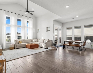 8201 Donnie Junction Way - Photo Thumbnail 2