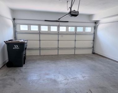 1417 Kramer Ln #2 - Photo Thumbnail 2