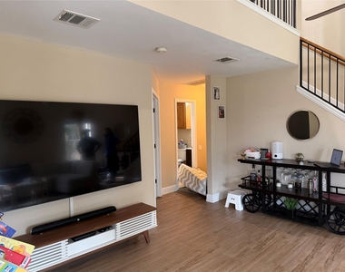 1421 Mojave Bnd - Photo Thumbnail 4