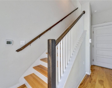 4622 Vaughan St - Photo Thumbnail 14