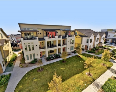 4622 Vaughan St - Photo Thumbnail 20