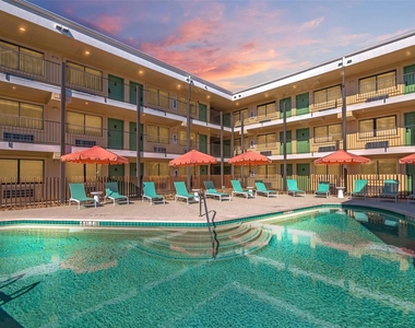 9220 N Interstate 35 - Photo Thumbnail 28