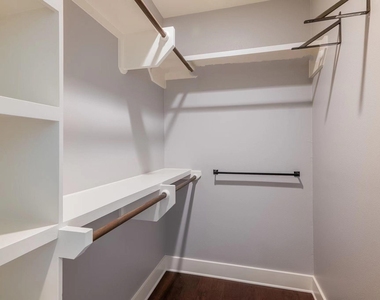 11727 Bell Ave - Photo Thumbnail 14
