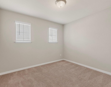 17617 Fairbridge Ln - Photo Thumbnail 13