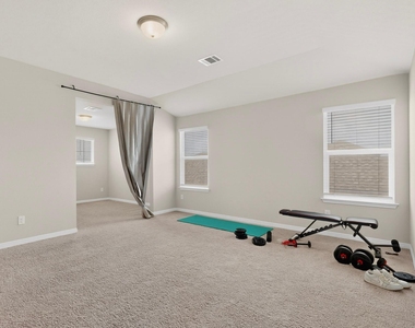 17617 Fairbridge Ln - Photo Thumbnail 14