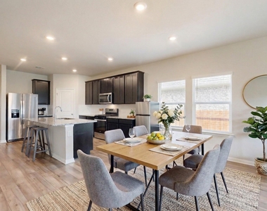 17617 Fairbridge Ln - Photo Thumbnail 7