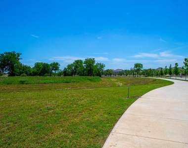1841 Harvest Knoll Ln - Photo Thumbnail 25