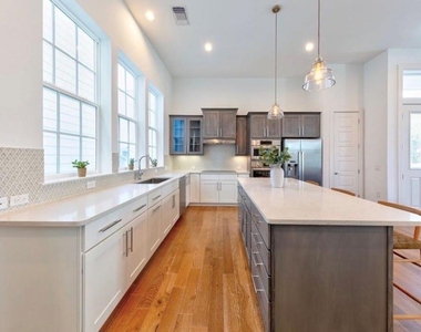 4506 Night Owl Ln - Photo Thumbnail 2