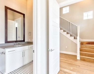 4506 Night Owl Ln - Photo Thumbnail 7