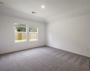 10724 Steinbeck Dr - Photo Thumbnail 11