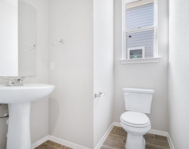 208 Stein Rd - Photo Thumbnail 27