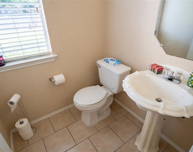 14509 Mowsbury Dr - Photo Thumbnail 10