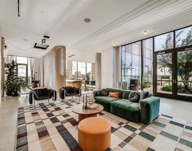 44 East Ave - Photo Thumbnail 17