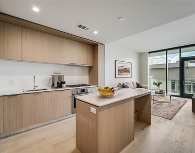 44 East Ave - Photo Thumbnail 3