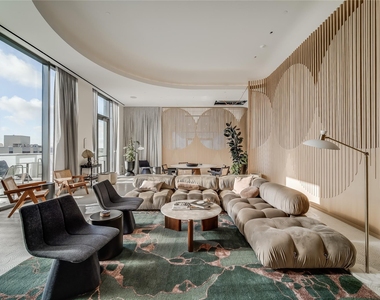 44 East Ave - Photo Thumbnail 15