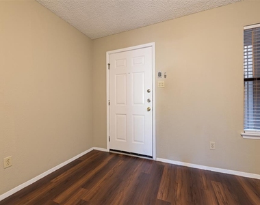 3506 Speedway Blvd - Photo Thumbnail 14
