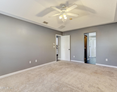 8023 Tuxford Lane - Photo Thumbnail 22