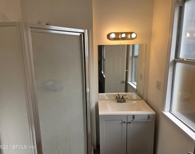 2675 Ernest Street - Photo Thumbnail 4
