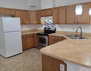 2675 Ernest Street - Photo Thumbnail 11