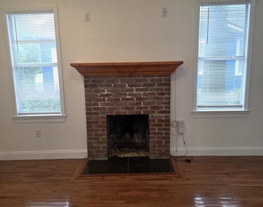 2675 Ernest Street - Photo Thumbnail 8