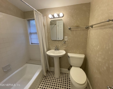 2908 Post Street - Photo Thumbnail 6