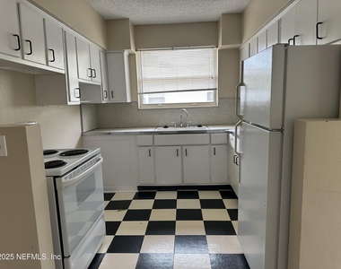 3411 Hendricks Avenue - Photo Thumbnail 3