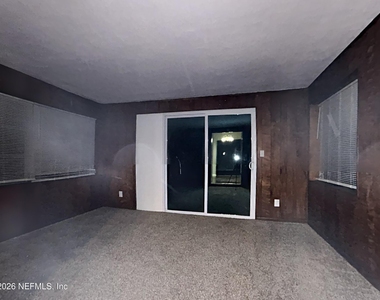 6238 Round Oak Lane - Photo Thumbnail 16