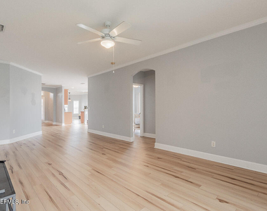 12254 Wynnfield Lakes Circle - Photo Thumbnail 14