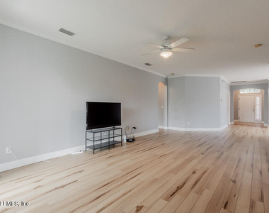 12254 Wynnfield Lakes Circle - Photo Thumbnail 13