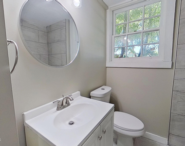 2853 College Street - Photo Thumbnail 9