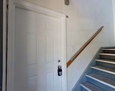 2853 College Street - Photo Thumbnail 14
