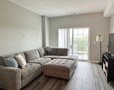 11808 W Coral Street - Photo Thumbnail 3