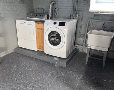 5224 S Rutherford Avenue - Photo Thumbnail 10