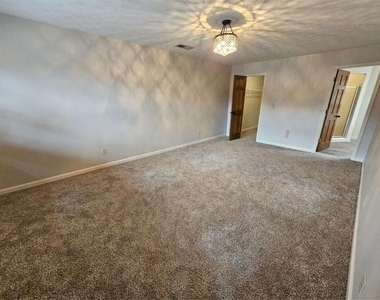 5525 Wedgewood Court - Photo Thumbnail 28