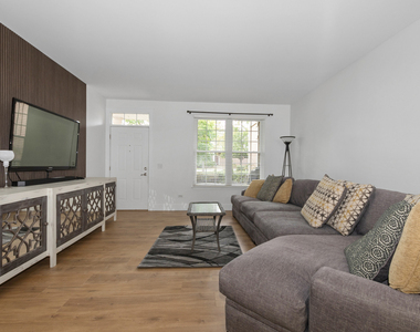 8120 Concord Lane - Photo Thumbnail 3