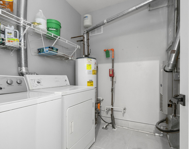 8120 Concord Lane - Photo Thumbnail 11