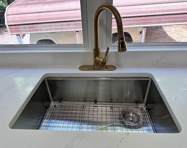 50 Wesley Way - Photo Thumbnail 31