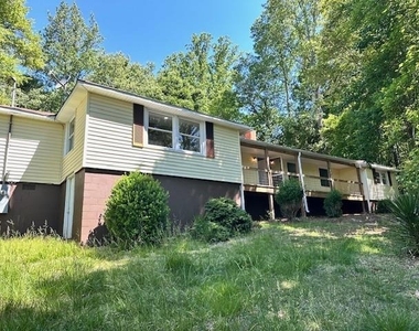 50 Wesley Way - Photo Thumbnail 3