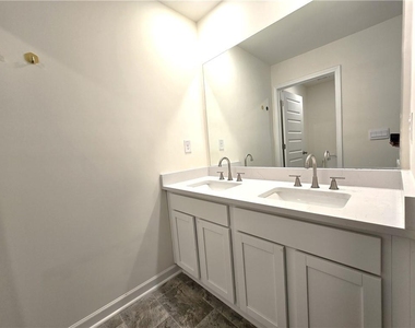1936 Waycross Lane - Photo Thumbnail 17