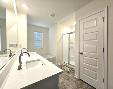 1936 Waycross Lane - Photo Thumbnail 22