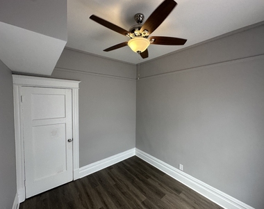 6426 S Ingleside Avenue - Photo Thumbnail 11