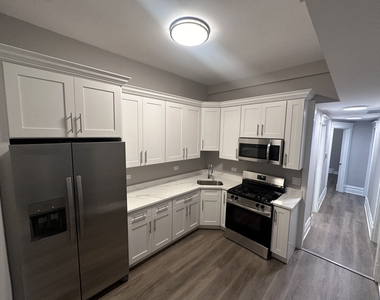 6426 S Ingleside Avenue - Photo Thumbnail 6