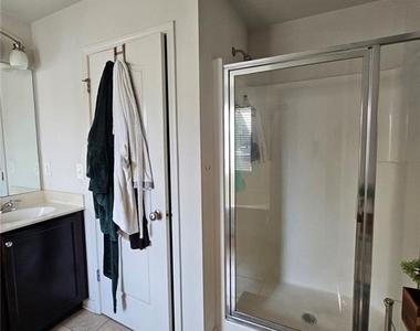 5747 Radford Loop - Photo Thumbnail 26