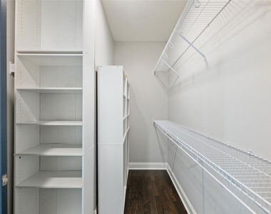 378 Bill Kennedy Way - Photo Thumbnail 39