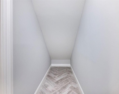 378 Bill Kennedy Way - Photo Thumbnail 50