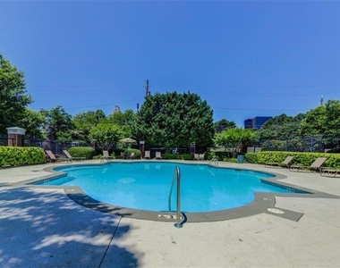 375 Highland Avenue Ne - Photo Thumbnail 25