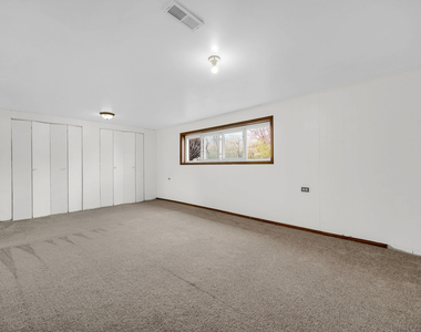 7305 W 75th Street - Photo Thumbnail 13