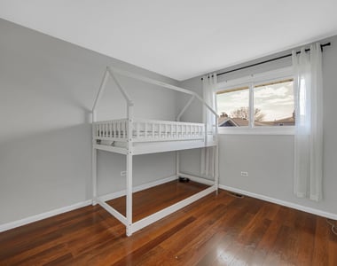 7305 W 75th Street - Photo Thumbnail 11