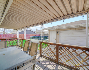 7305 W 75th Street - Photo Thumbnail 16